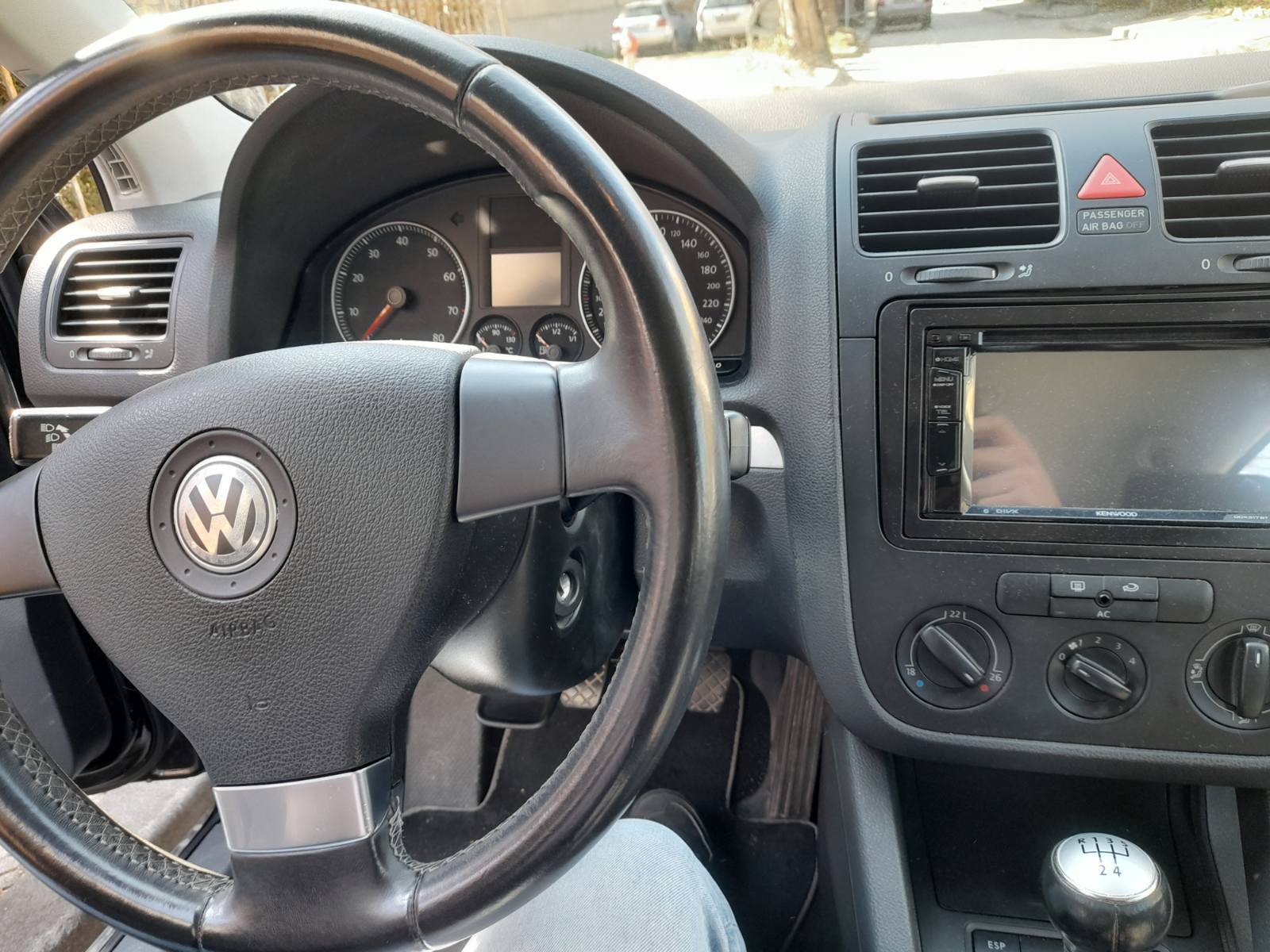 Ремонт на контактен патрон Голф