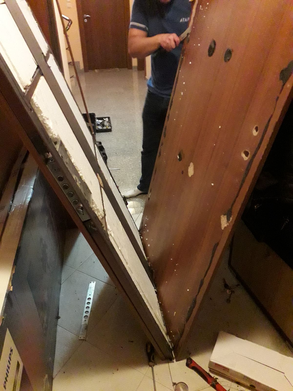 Ремонт и смяна на брави